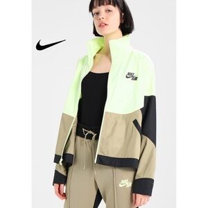 Nike Women's Colorblock Windbreaker Jacket - Green and Tan Small